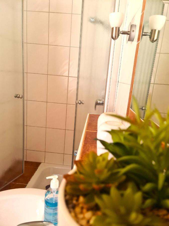 Gaestehaus Zum Weinbauer Rhodt unter Rietburg Buitenkant foto