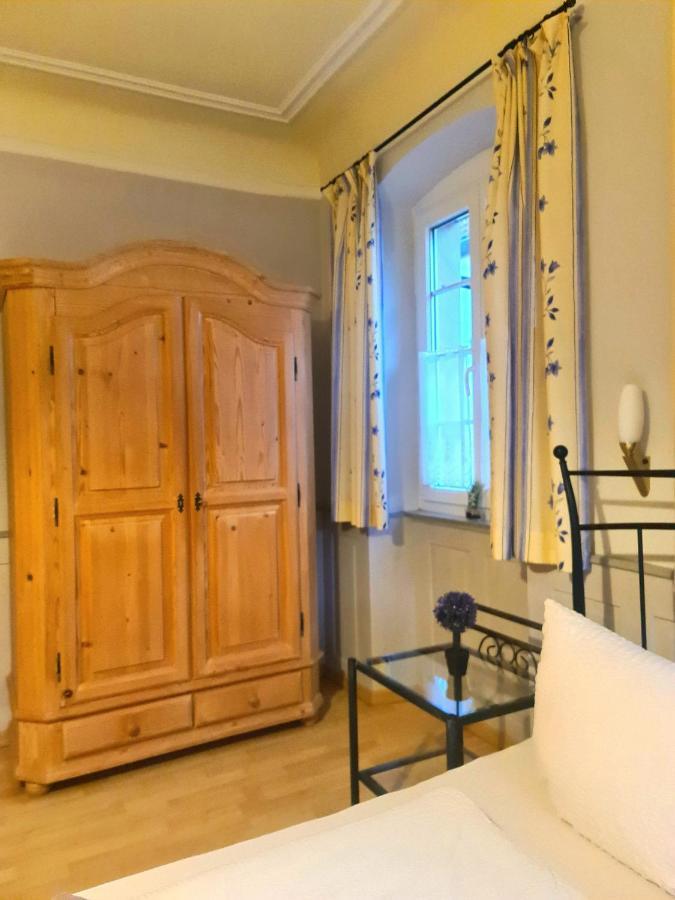 Gaestehaus Zum Weinbauer Rhodt unter Rietburg Buitenkant foto